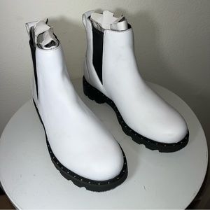 🚨New with defects sorel women impermeable waterproof ankle boots white size 9.5